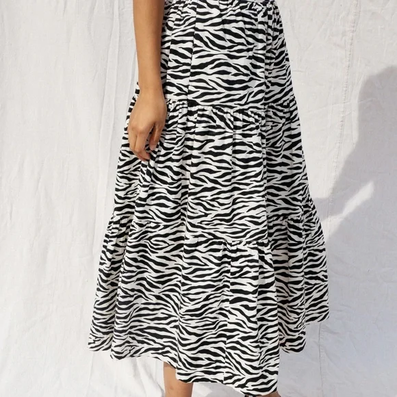 Nikki Chasin Zebra Skirt - Large - Picture 2 of 6